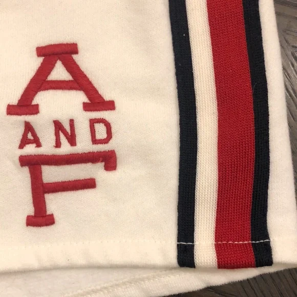 Women’s Brand New Abercrombie & Fitch White Shorts with Red and Blue Accents - Picture 3 of 11